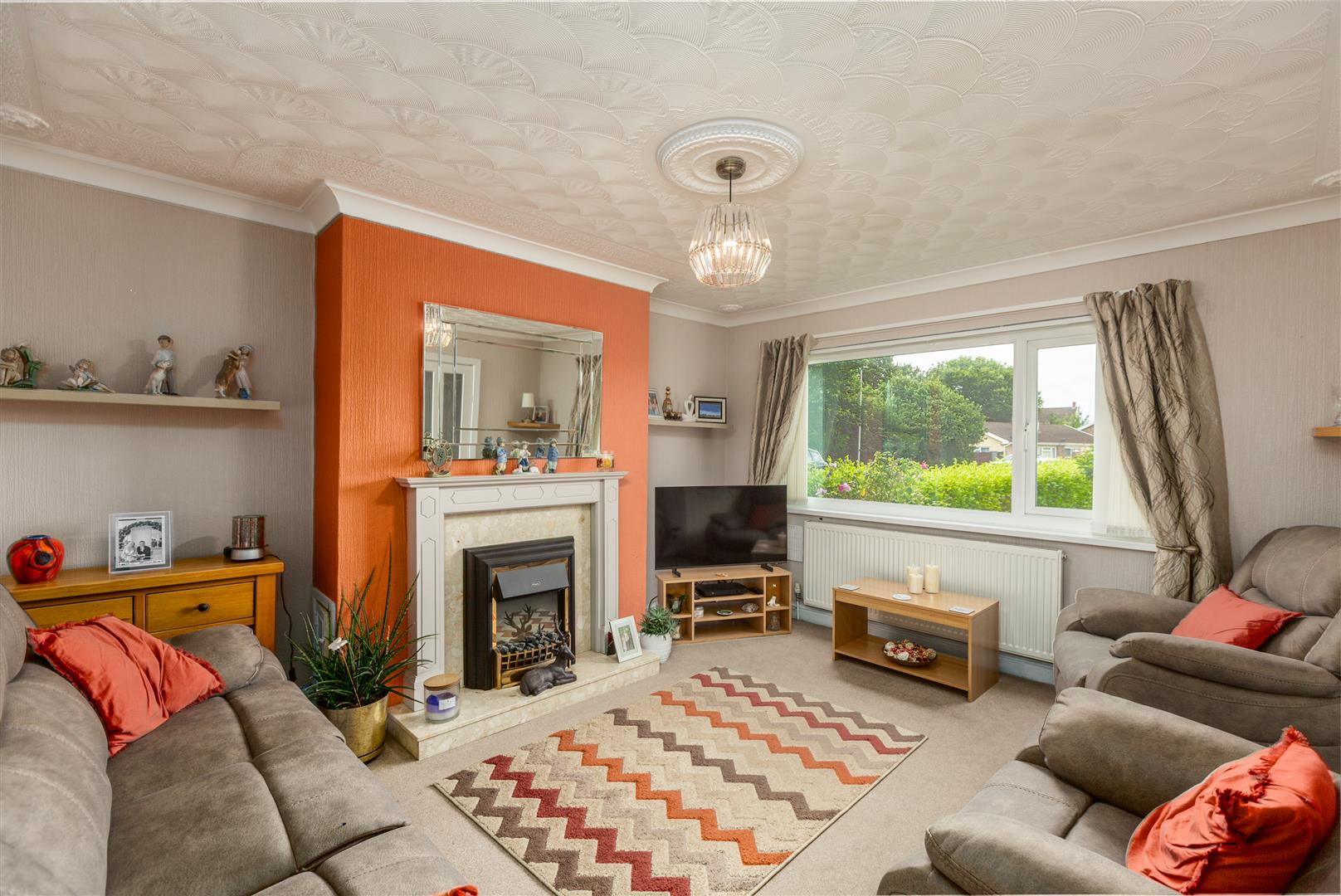 Caegar, Llanelli, SA14 9NR